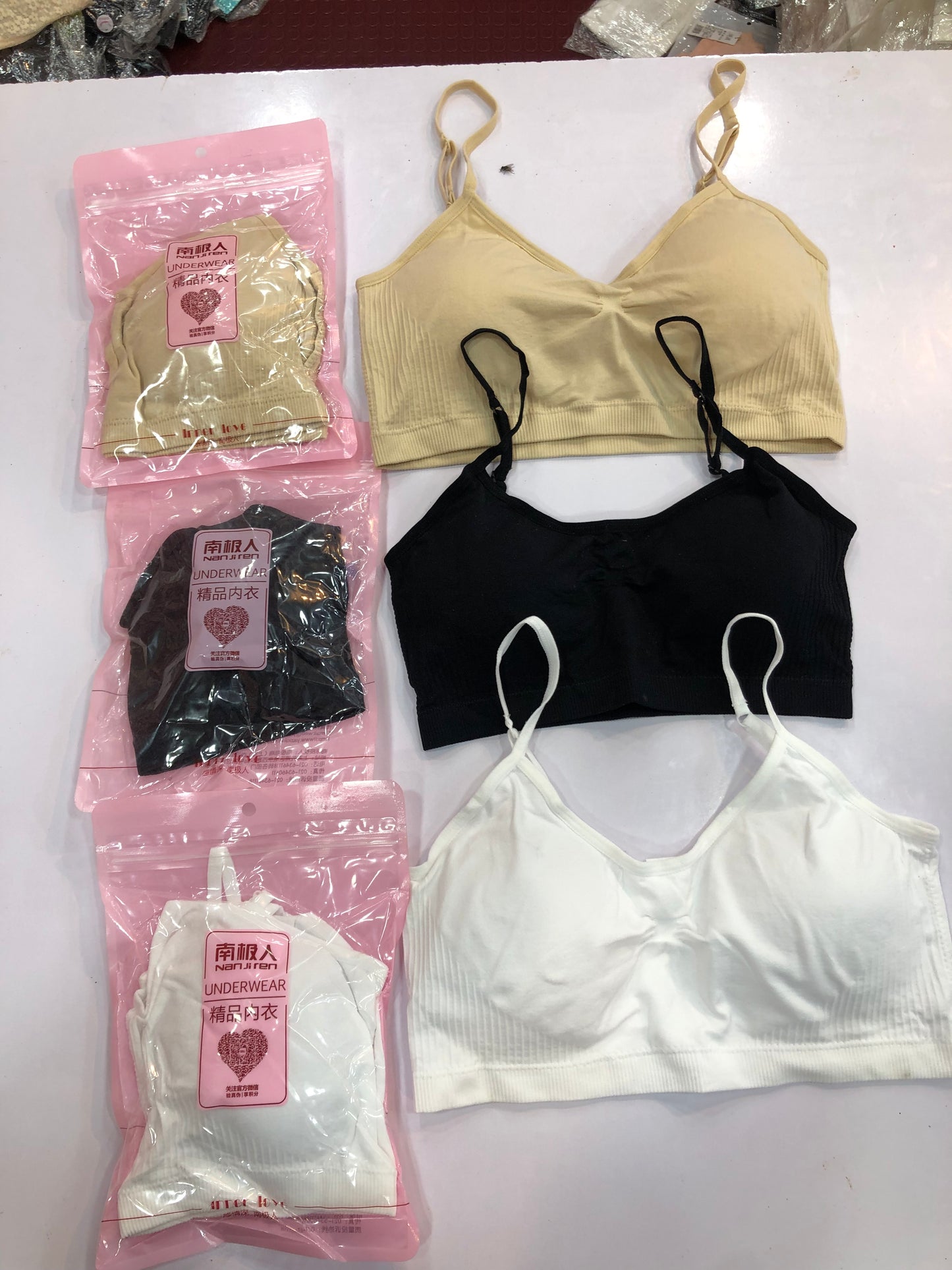 Girls Bra Fitness Top Seamless Stripe Yoga Bra Running Sports Gym Crop Top Student Female Push Up Bra Top for Small Size Cup