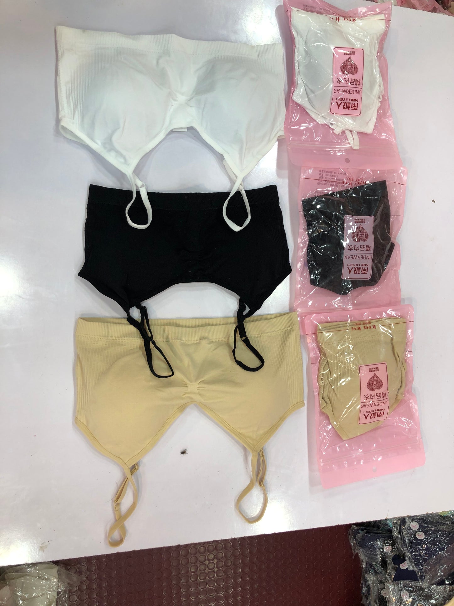 Girls Bra Fitness Top Seamless Stripe Yoga Bra Running Sports Gym Crop Top Student Female Push Up Bra Top for Small Size Cup